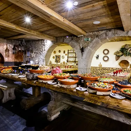 Luna Serra Da Estrela Hotel 4*